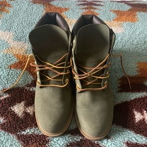 Timberland limited olive green color boots